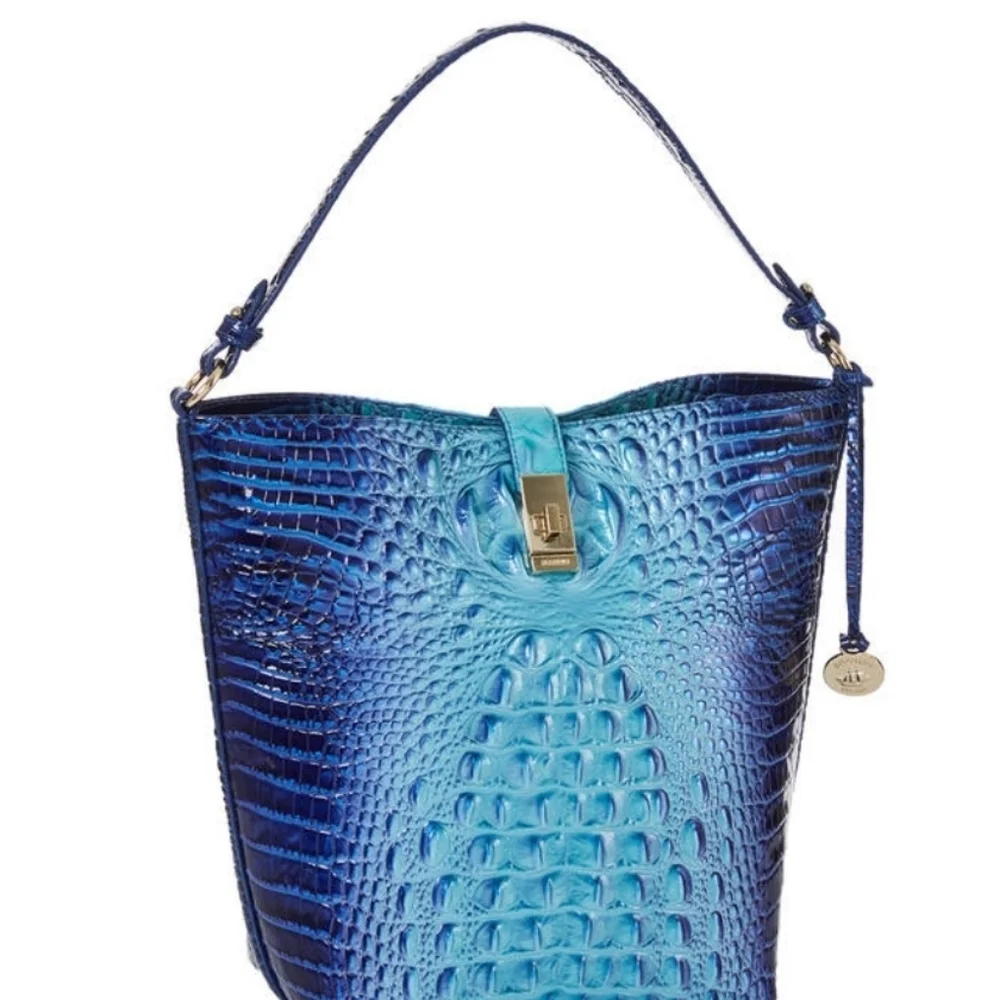 🔹️ BRAHMIN🔹️ shira affinity ombre melbourne bucket crossbody bag NWT ✨️🩵 - Picture 4 of 6